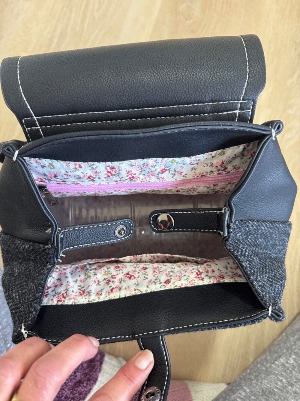 Islander Black Tweed Backpack with Contrast Stitching - Picture 4 of 7